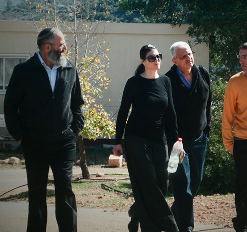 ח"כ מירב מיכאלי: אגיע למסור שיחה במאחז ליד נווה צוף