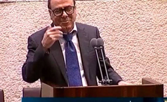 הצעת צחוק: המשקפיים המשונות של השר סילבן שלום