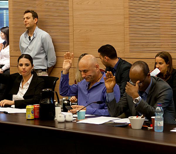 חוק הגיוס יוצא לדרך: הסכמה בממשלה על השוויון בנטל