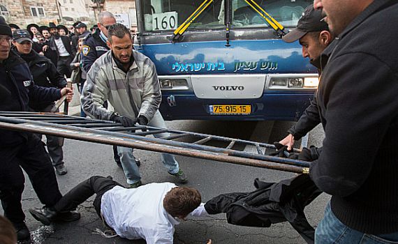 הסתה חרדית: "ראשי ישיבות ההסדר מובילים מסע איבה"