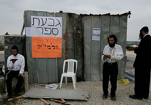 נקמת החרדים: מציעים לפנות את ביתם "למען השלום"