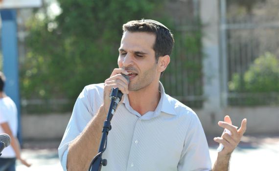 שיר לשבת: חזקו ידיים רפות בגרסה אקוסטית