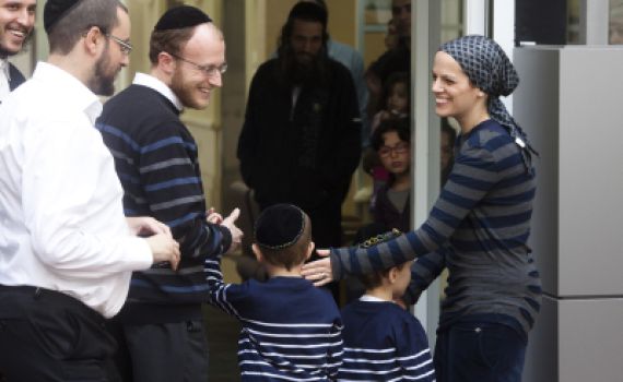 דאגה: מיכאל גרוס חזר הלילה לבית החולים שניידר