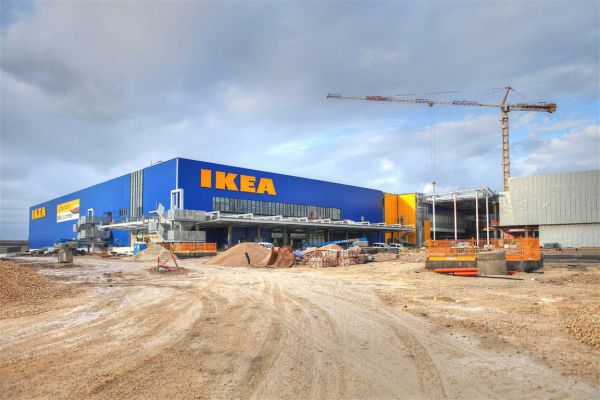 צפו: איך בונים סניף איקאה בשלוש דקות וחצי