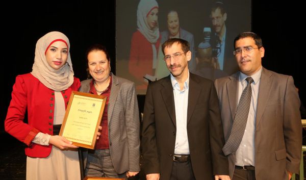 יריקות קללות ואיומים באירוע ההוקרה למתנדבים הערבים