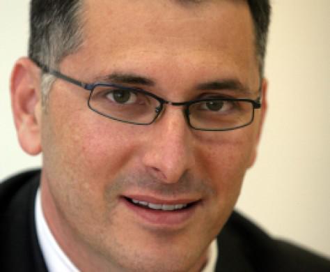 סער דורש להאריך את שירות בני הישיבות ההסדר