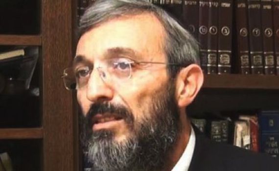 עורך דין חרדי: יאיר לפיד עלול להירצח על-ידי חרדי