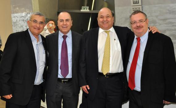 השר סילבן שלום רומז על כוונתו להתמודד לנשיאות