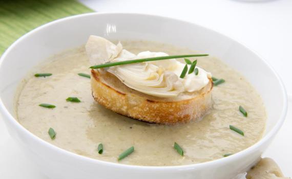 מרענן: מתכון למרק ארטישוק ירושלמי ותפוחי אדמה