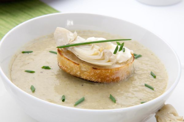 מרענן: מתכון למרק ארטישוק ירושלמי ותפוחי אדמה