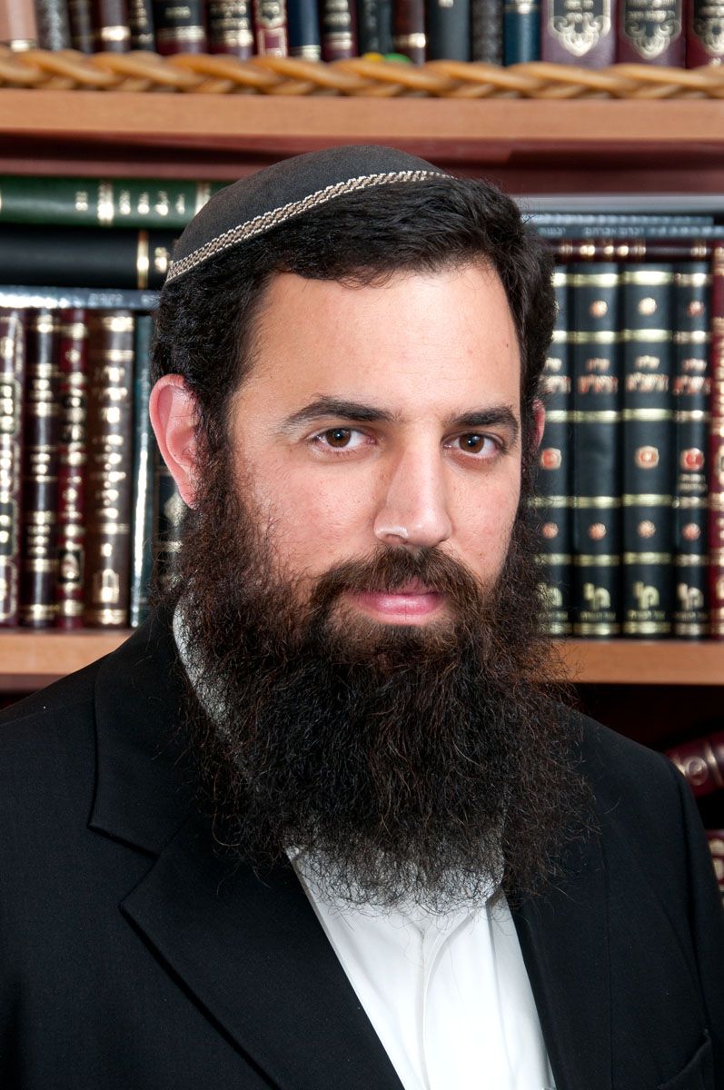 שו"ת סרוגים: רק רבנים זקנים ראויים לפסוק בנושאים חמוּרים