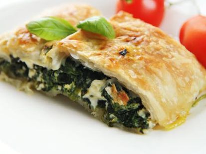 פריכות ונהדרות: מתכון לגלילות פילו במלית גבינות ותרד