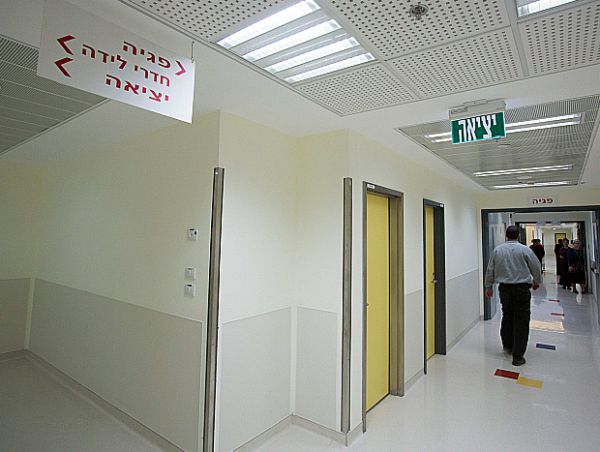 אישה חרדית התלוננה: רופא ב'שערי צדק' הטריד אותי מינית