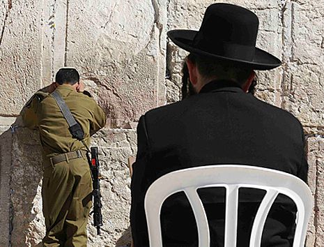 בעקבות הבצורת: תפילה לגשם בכותל המערבי