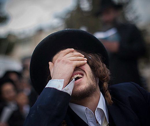 סקר: 66% מהציבור מתנגדים למחאת החרדים