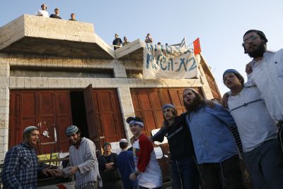 חברון שלנו: בג"ץ קבע כי 'בית השלום' שייך ליהודים