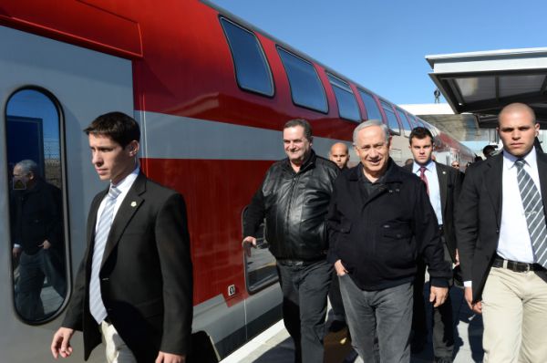 התגובה לירי הרקטות: תושבי העיר ייסעו ברכבת בחינם