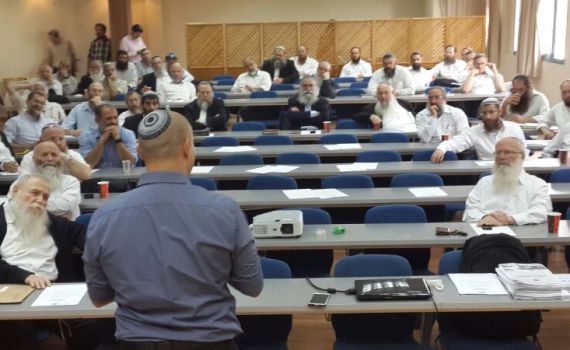 בנט: "כואב לי על מה שנעשה לרב חיים דרוקמן, אבל אסור להשיב אש"