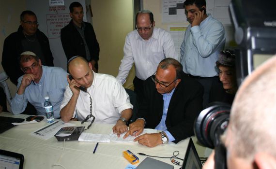 נסגרו הקלפיות בבית שמש: 76% אחוזי הצבעה