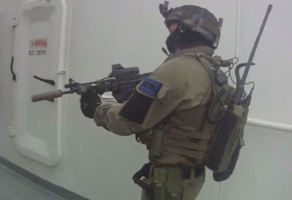 צפו: ההשתלטות על הספינה ממצלמות לוחמי השייטת