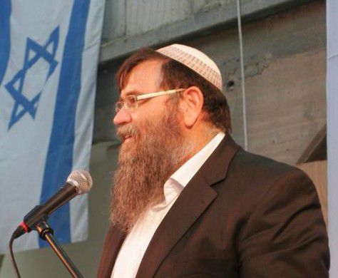 הרב שנוולד: לחזק את שר הביטחון מול האמריקאים