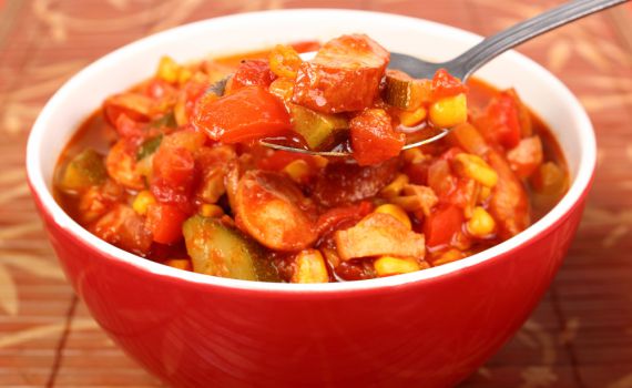 התוספת המושלמת: מתכון לקישואים אדומים עם אורז בסמטי