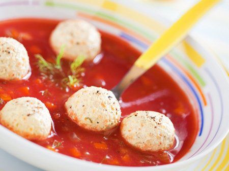 פסח בפתח: מתכון לקציצות עוף נהדרות ברוטב עגבניות