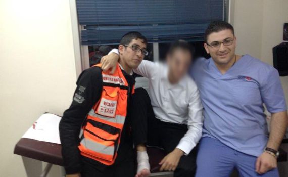 החתן נפצע משבירת הכוס – וחזר לרקוד בחתונתו