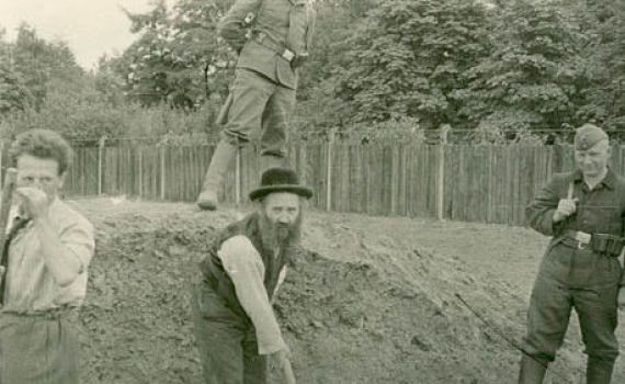 תערוכה בכנסת: כך נראו היהודים בעיניי חיילי הוורמאכט