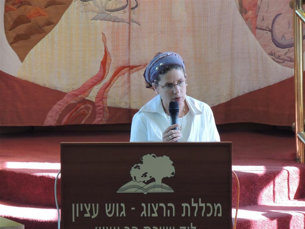 "החשש שלי הוא מהשטחת השואה ומהבורות הגדולה בנושא"