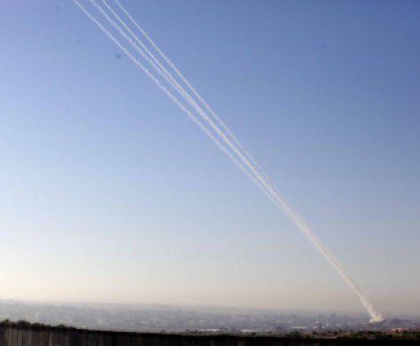 בחסות האחדות בין חמאס לאבו-מאזן: מתקפת רקטות מהרצועה