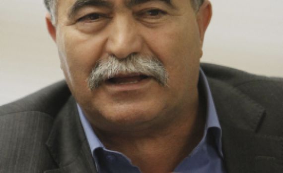 פרץ: נתניהו צריך לבחור בין הימין הקיצוני להקפאת הבנייה