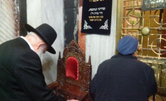 לראשונה בחייו: הרב אורי זוהר הגיע לחברון