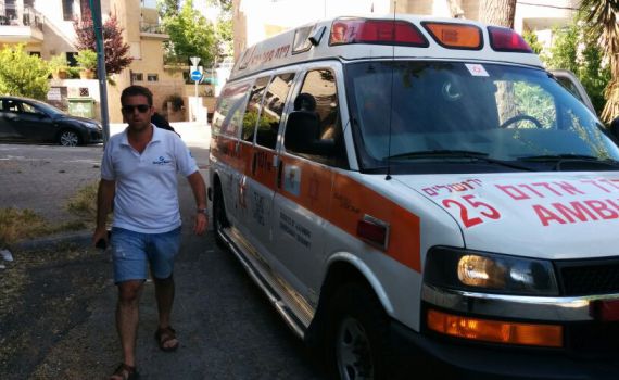 ירושלים: פעוט נפל מחלון בקומה 3 ונפצע בינוני