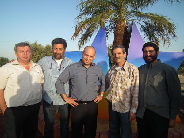 בנט ביקר במרכז קטיף: העברנו חוק שימנע גירוש נוסף