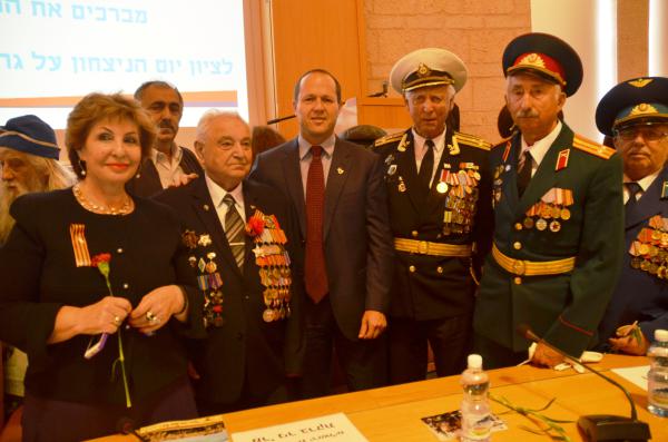 בחזה נפוח: הלוחמים חגגו 69 שנים לנצחון על גרמני הנאצית