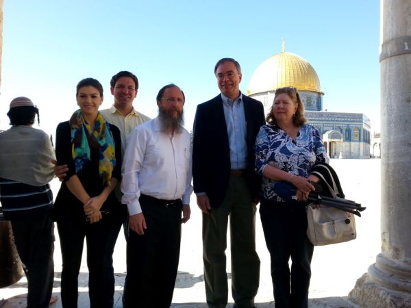 חברי קונגרס עלו לבחון את אפליית היהודים בהר הבית