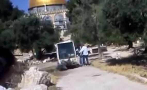 מזעזע: ערבים הופכים את מקום המקדש למזבלה
