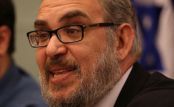 החרדים מגיבים: "ממשלה אנטישמית, נקנה דירות במאדים"