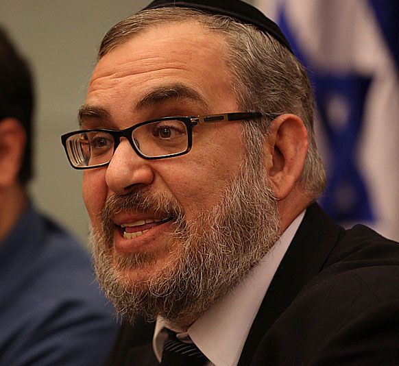 החרדים מגיבים: "ממשלה אנטישמית, נקנה דירות במאדים"