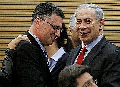 מרד בליכוד? גדעון סער מתנגד להצעות של נתניהו