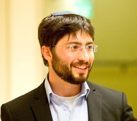 תגובה לרב זייני: ביקור במסגד בפורידיס – גבורה יהודית