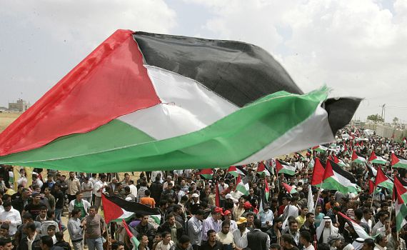 הפלסטינים: שני צעירים נהרגו מירי צה"ל