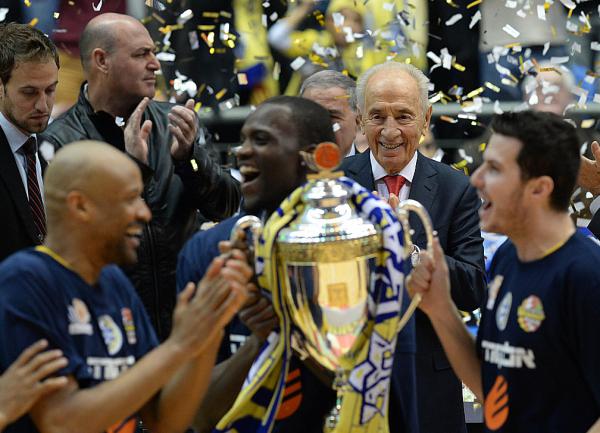 ריבלין: "מכבי תל-אביב מייצגת מדינה שלמה"