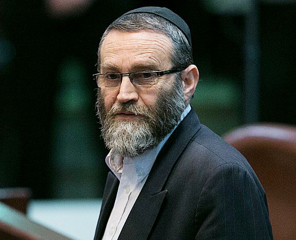 גפני: לפטר הקצינה שהסיתה למוות חרדים