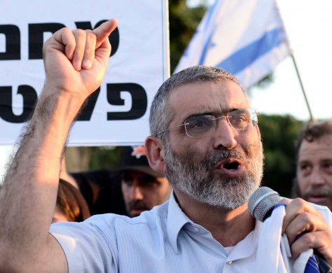 בן ארי: "להוציא להורג את הנייה ואבו מאזן"