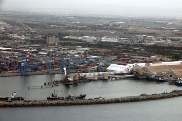 חשד לשחיתות חמורה: נעצרו בכירים בנמל אשדוד