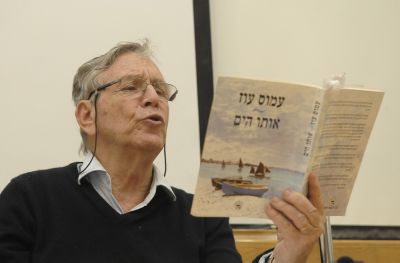 בשומרון תוקפים: עמוס עוז הוא תאום סיאמי של אנשי תג מחיר