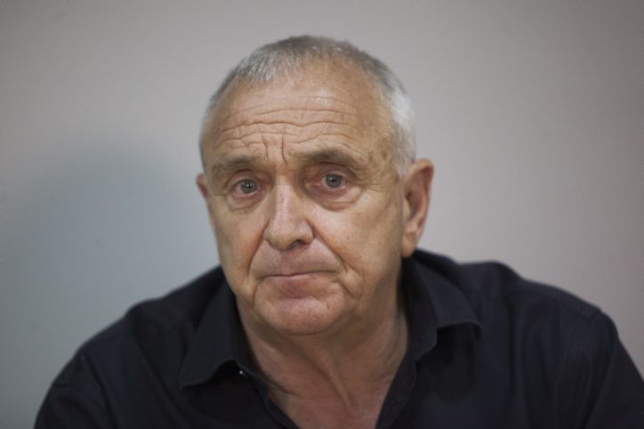 אהרונוביץ' מאשים את הפרקליטות בהדלפות