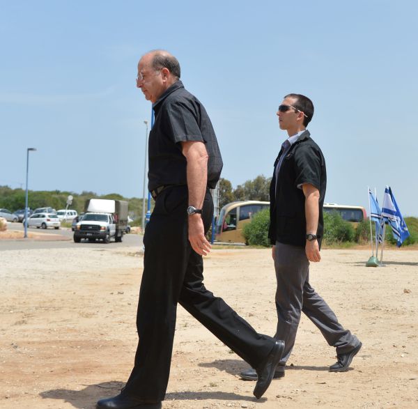 המתיישבים: "יעלון מפנה גב להתיישבות"